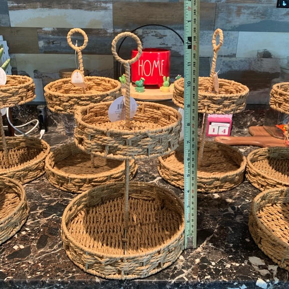 Last one‼️Super cute wicker tiered trays!!! - Picture 8 of 8